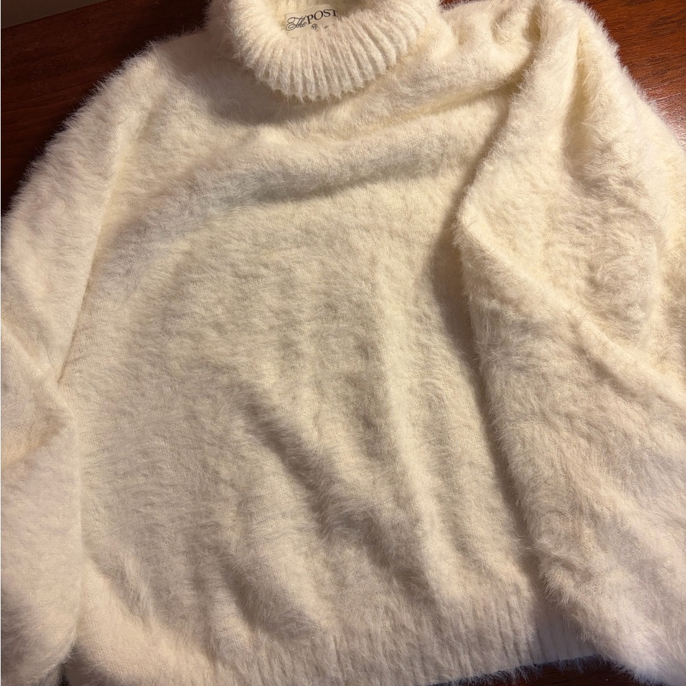 Cozy Ivory Fuzzy Turtleneck Sweater - Women's